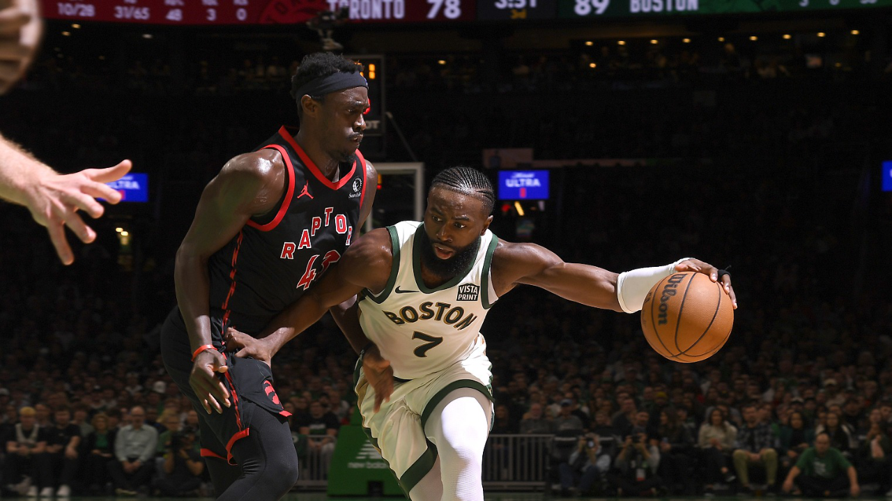 爵士主场力克凯尔特人，再次占据榜首