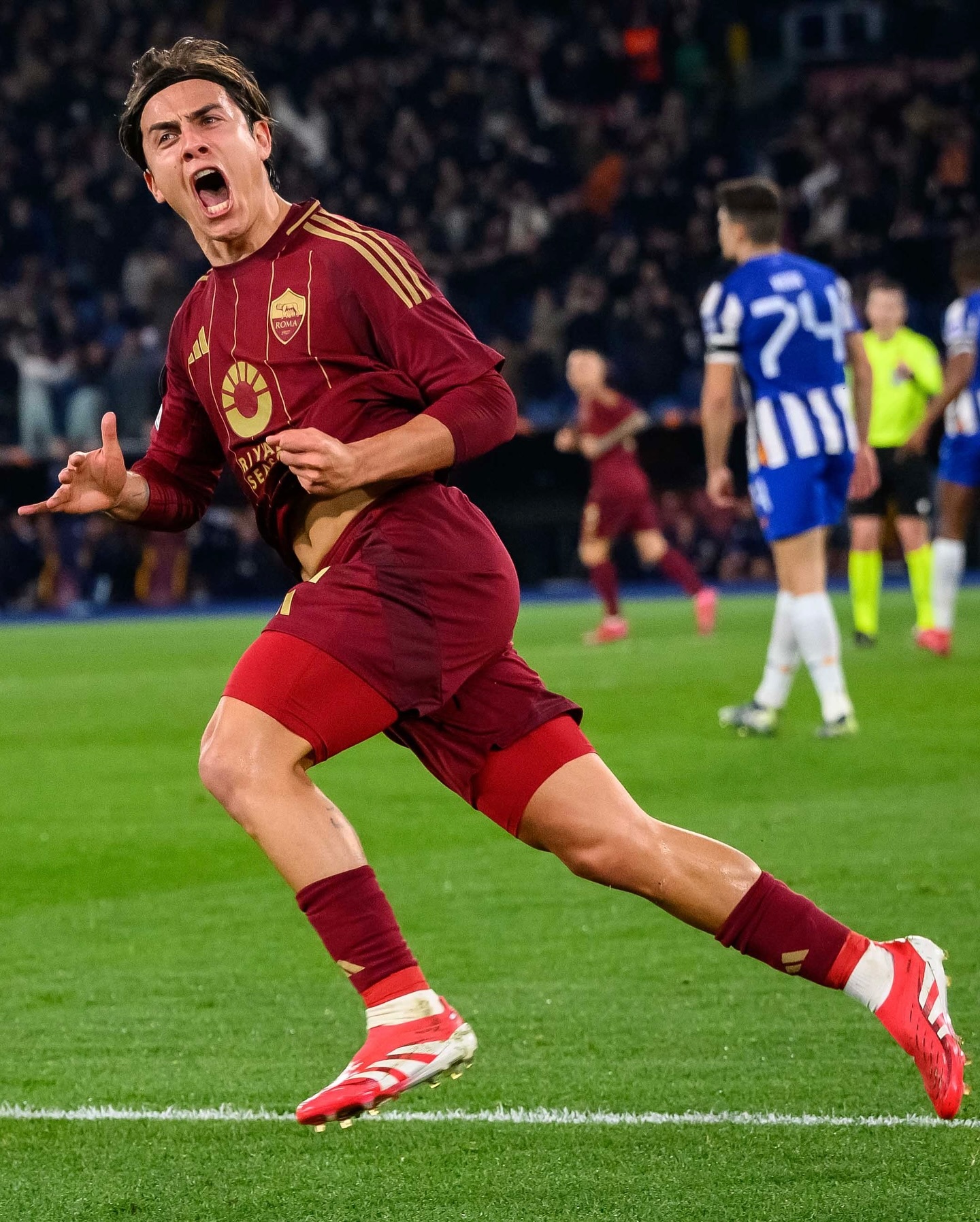 关于罗马射手连续破门,球队士气高涨的信息 关于罗马射手连续破门,球队士气高涨的信息