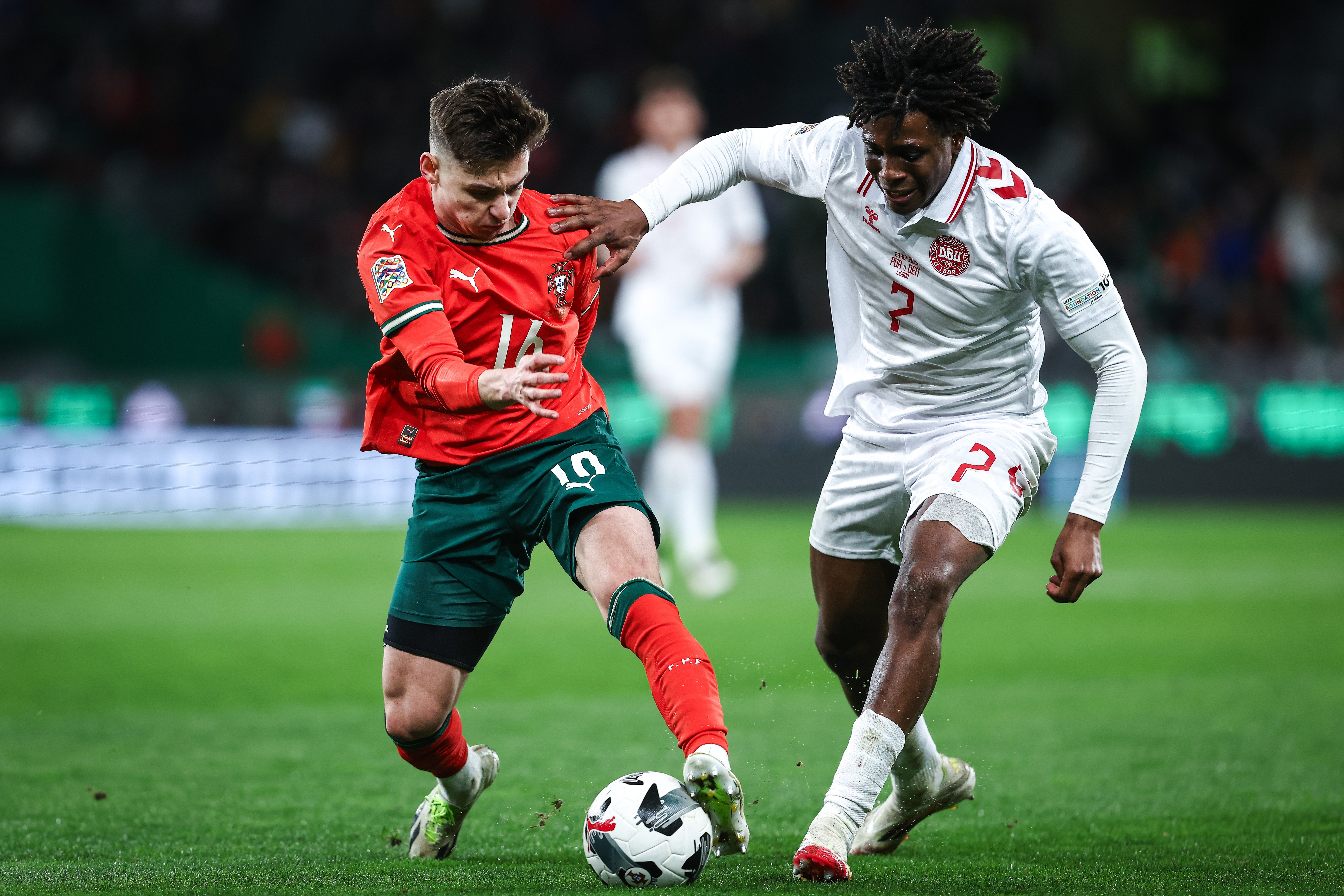 欧国联赛中球员们在比赛中大放异彩