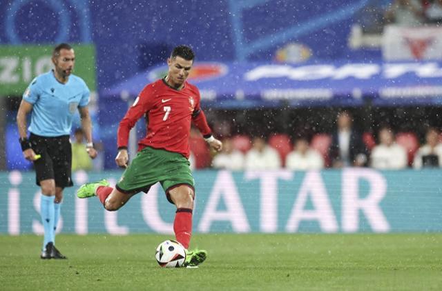 开云体育登录-关于瑞典惨遭淘汰，荷兰晋级欧国杯决赛的信息