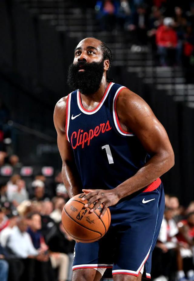 关于哈登攻下40分助火箭击败快船的信息