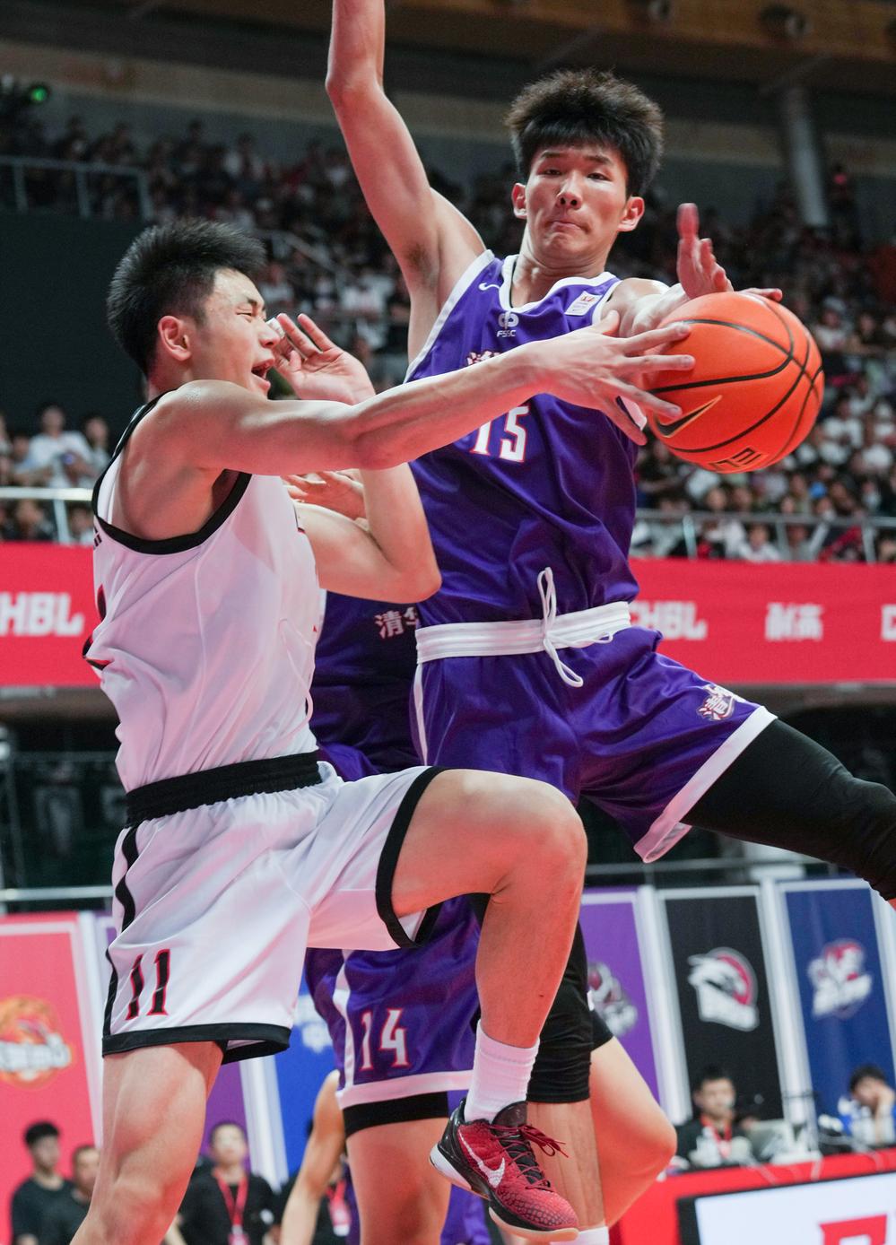 球员在篮球比赛中的突破表现 球员在篮球比赛中的突破表现