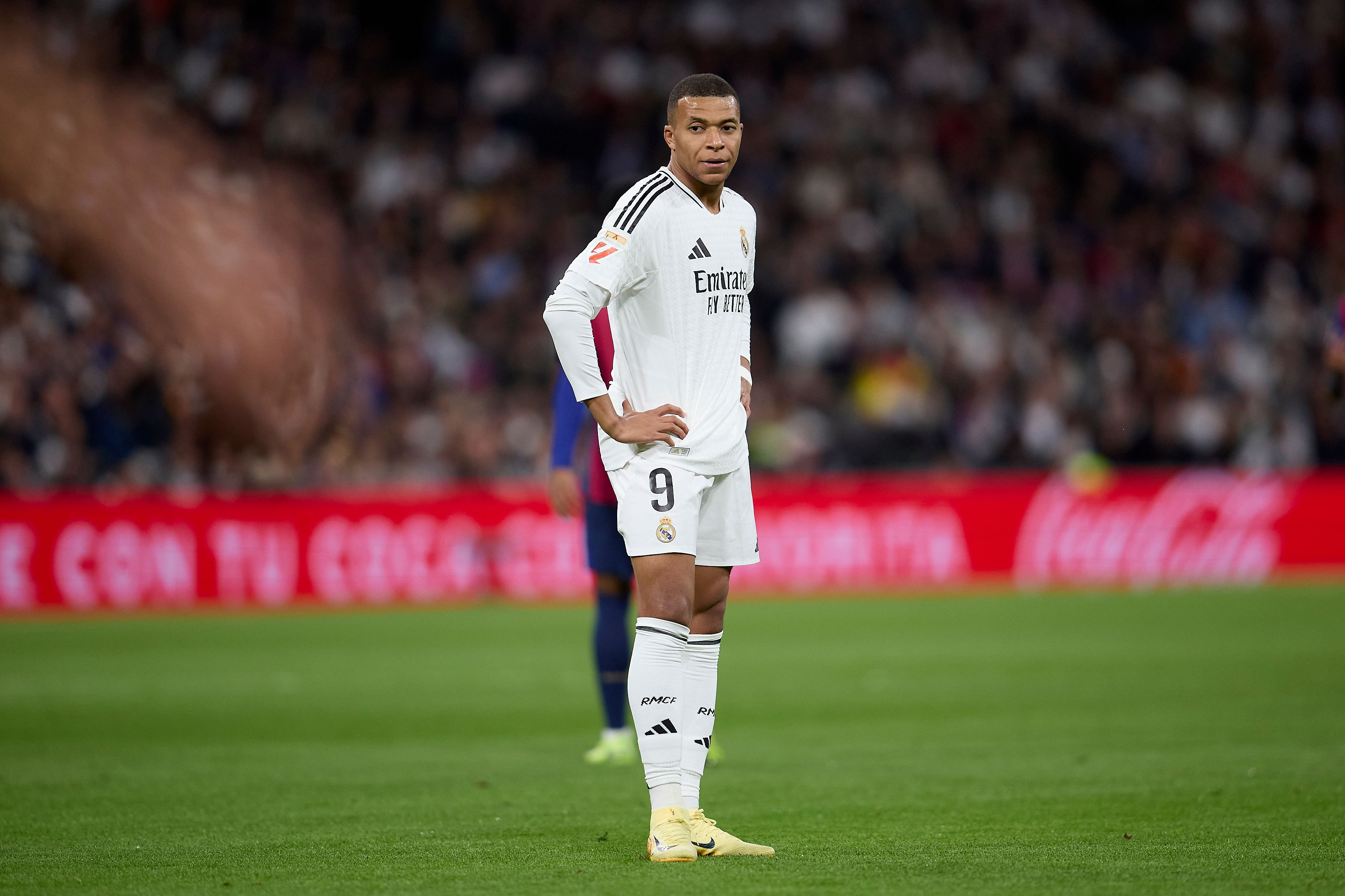 开云官网-包含法甲比赛新星崛起，传统豪强困难重重的词条