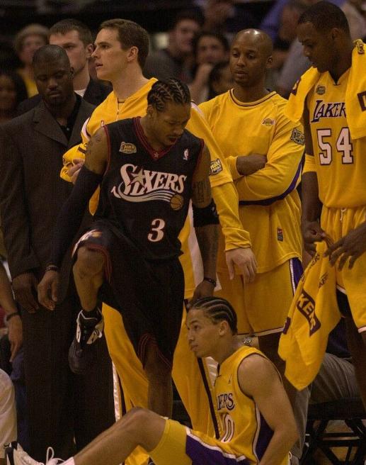 四方之争，球场上演绝妙一幕！