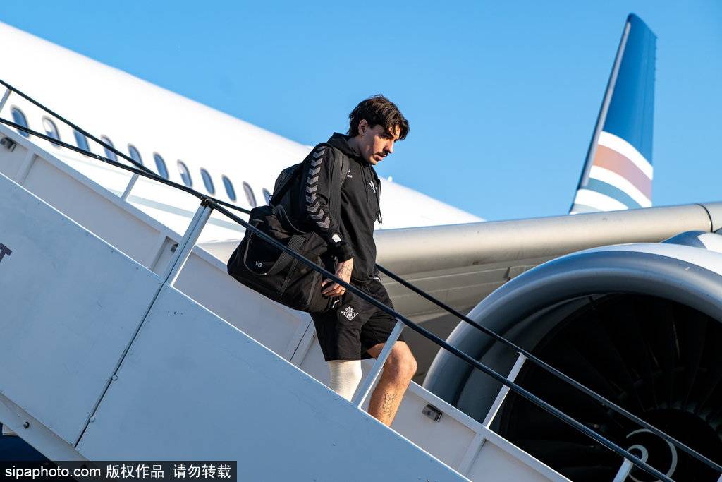 关于阿贾克斯战队展现出良好状态，胜券在握的信息