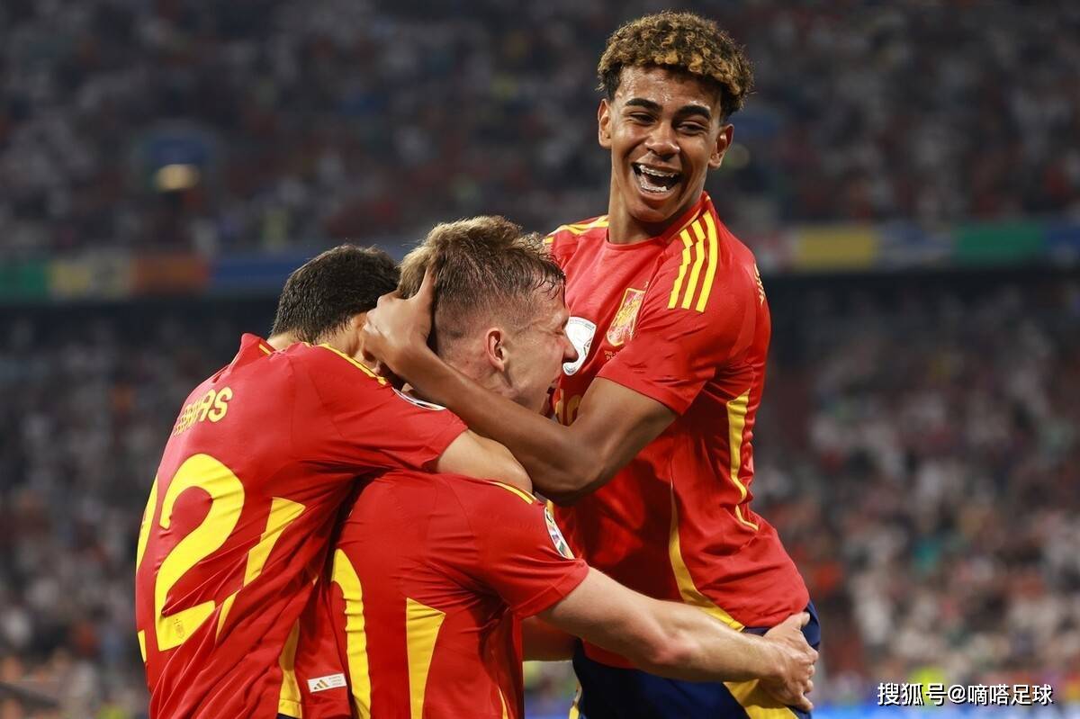 包含瑞士队在欧国联半决赛中获得胜利，晋级的词条