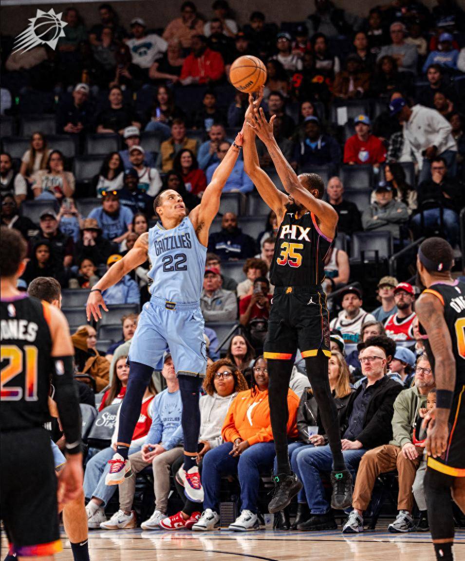 太阳客场击败灰熊,布克分全场最高的简单介绍 太阳客场击败灰熊,布克分全场最高的简单介绍