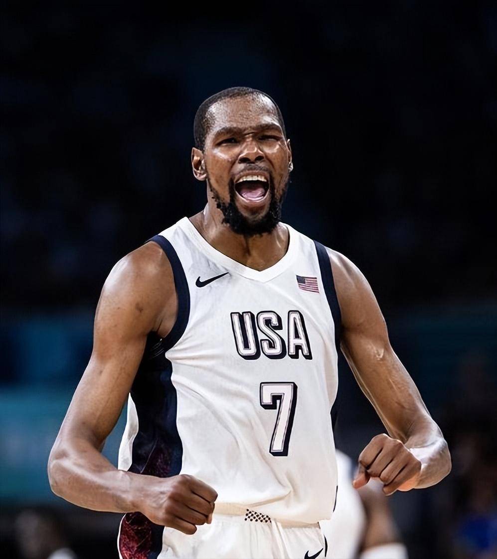 开云平台-篮球运动员在国际舞台上展现实力