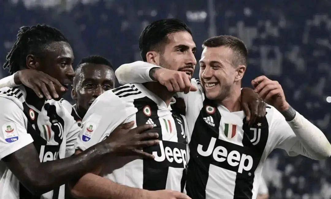 顶级球队在欧洲赛场上交手 顶级球队在欧洲赛场上交手