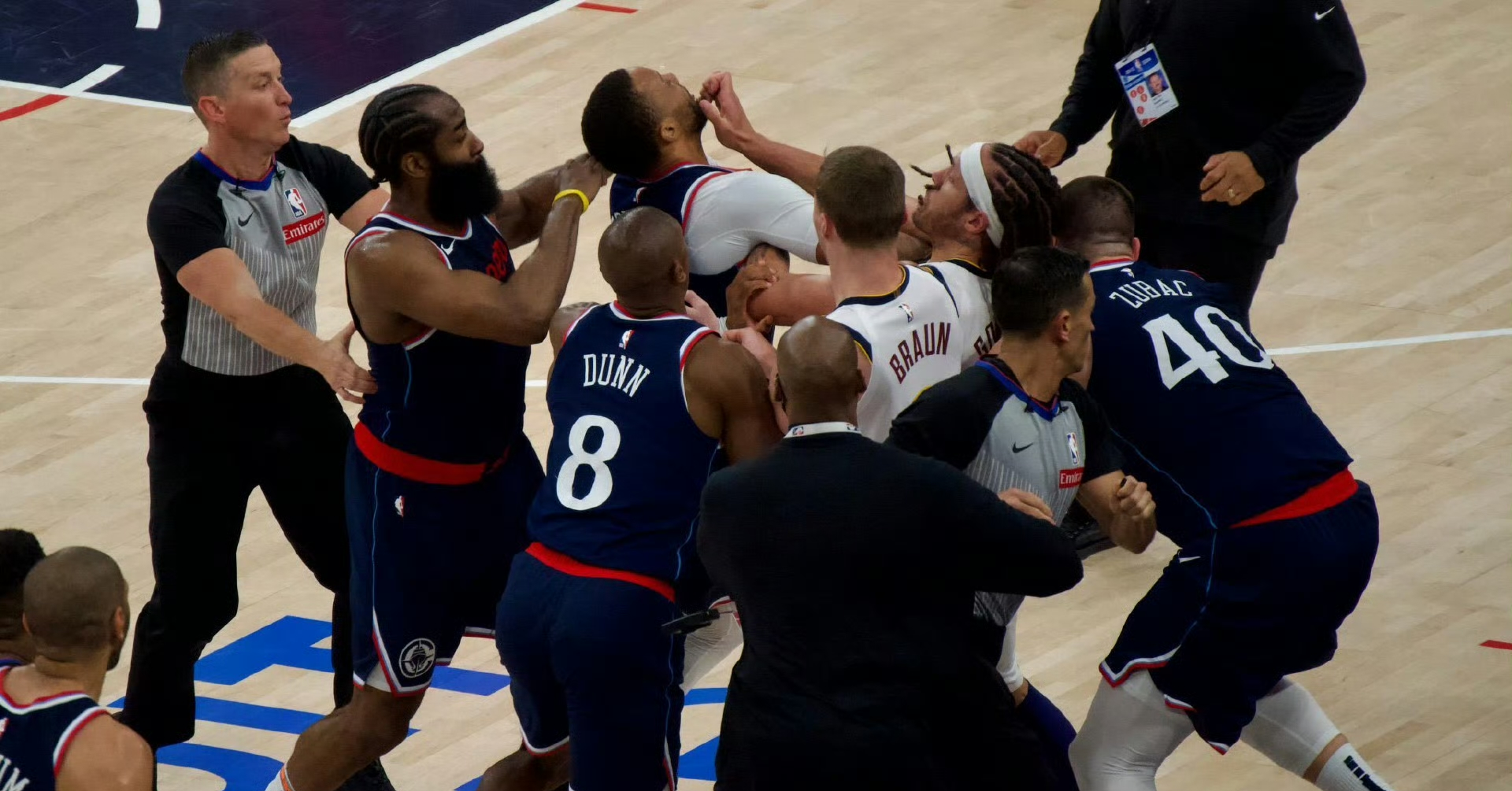 开云体育官网-梅斯主场逼平对手，终结连败的简单介绍