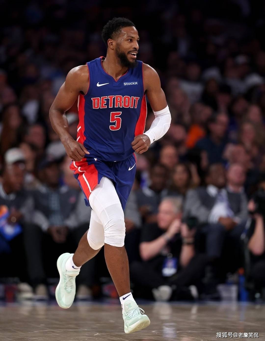 包含活塞队战术灵活,打出惊艳火花的词条 包含活塞队战术灵活,打出惊艳火花的词条