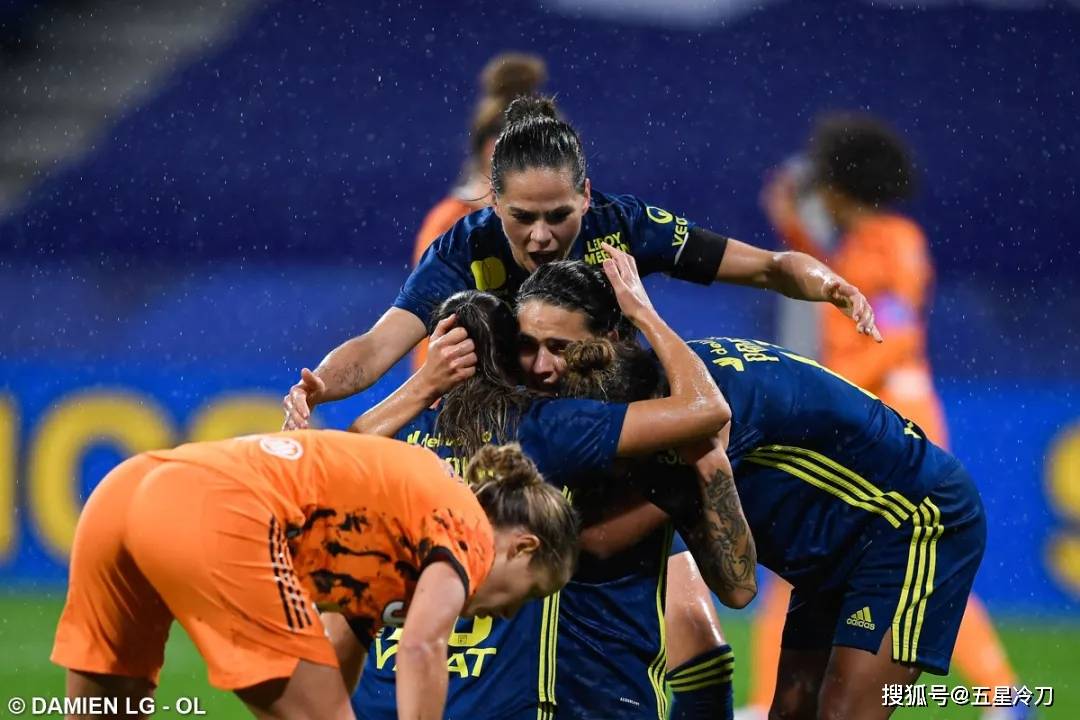 开云体育官方网站-里昂战胜对手，取得历史性胜利