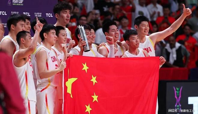 开云官网-包含CBA明星球员集结，打造梦之队助力助威的词条