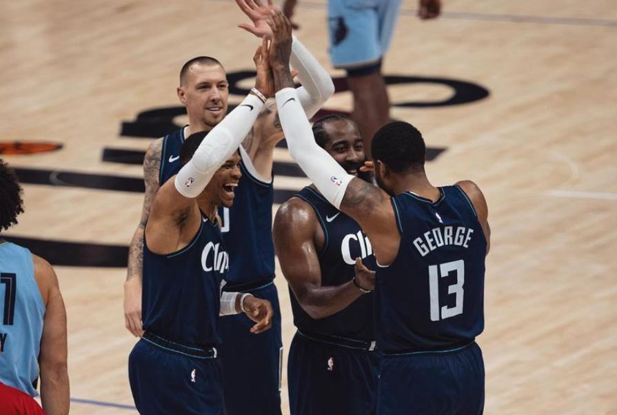 开云体育登录-年轻球员快速崛起，成为球队重要得分点的简单介绍