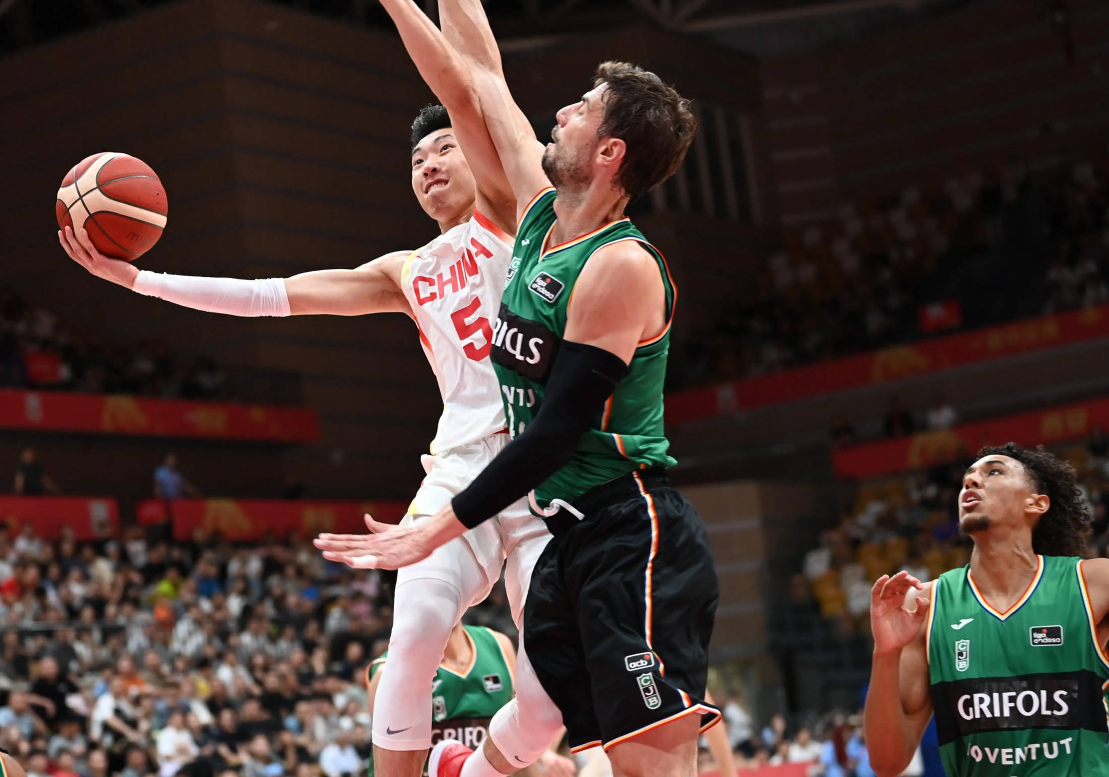 开云体育下载-吉林男篮战术灵活，精妙布局引发狂热的简单介绍