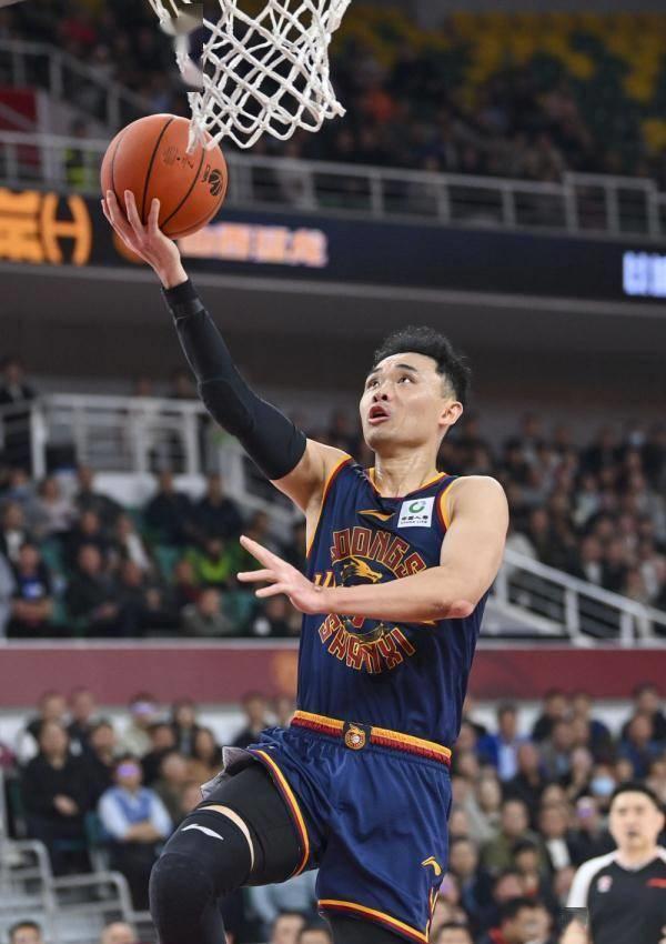 开云体育中国-安徽男篮在客场实现逆袭，惊险取胜