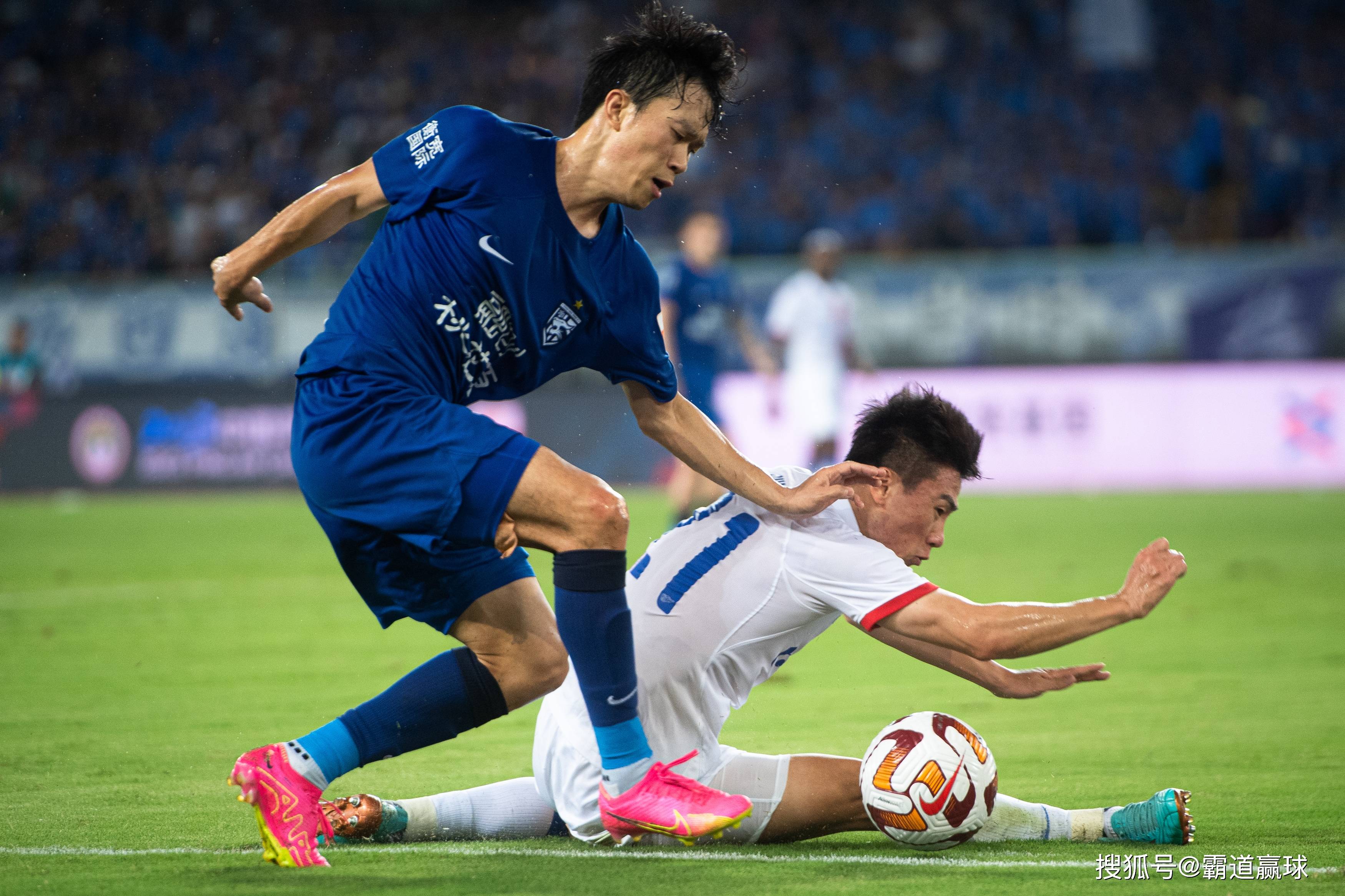 开云体育平台APP-激烈攻防！上海申花迎战首尔FC，硬仗在即的简单介绍