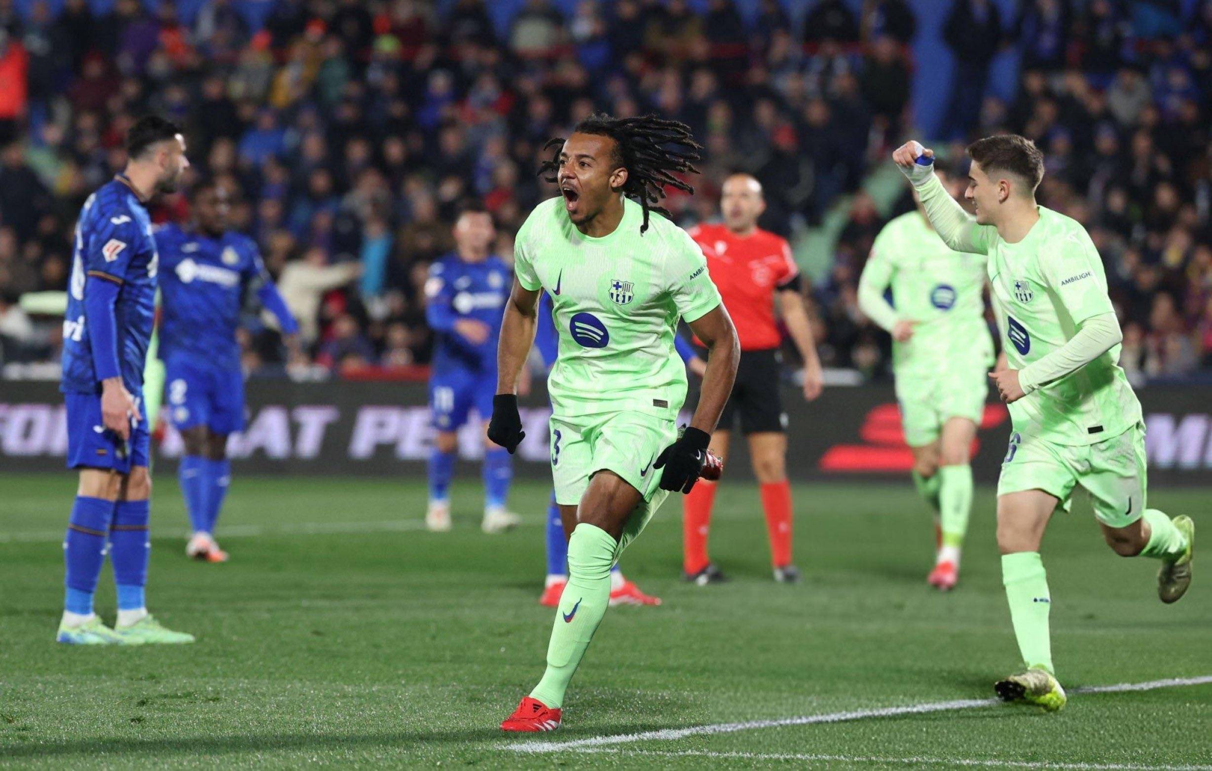 开云体育官网-包含皇马完胜法国，莱万绝境逆转的词条