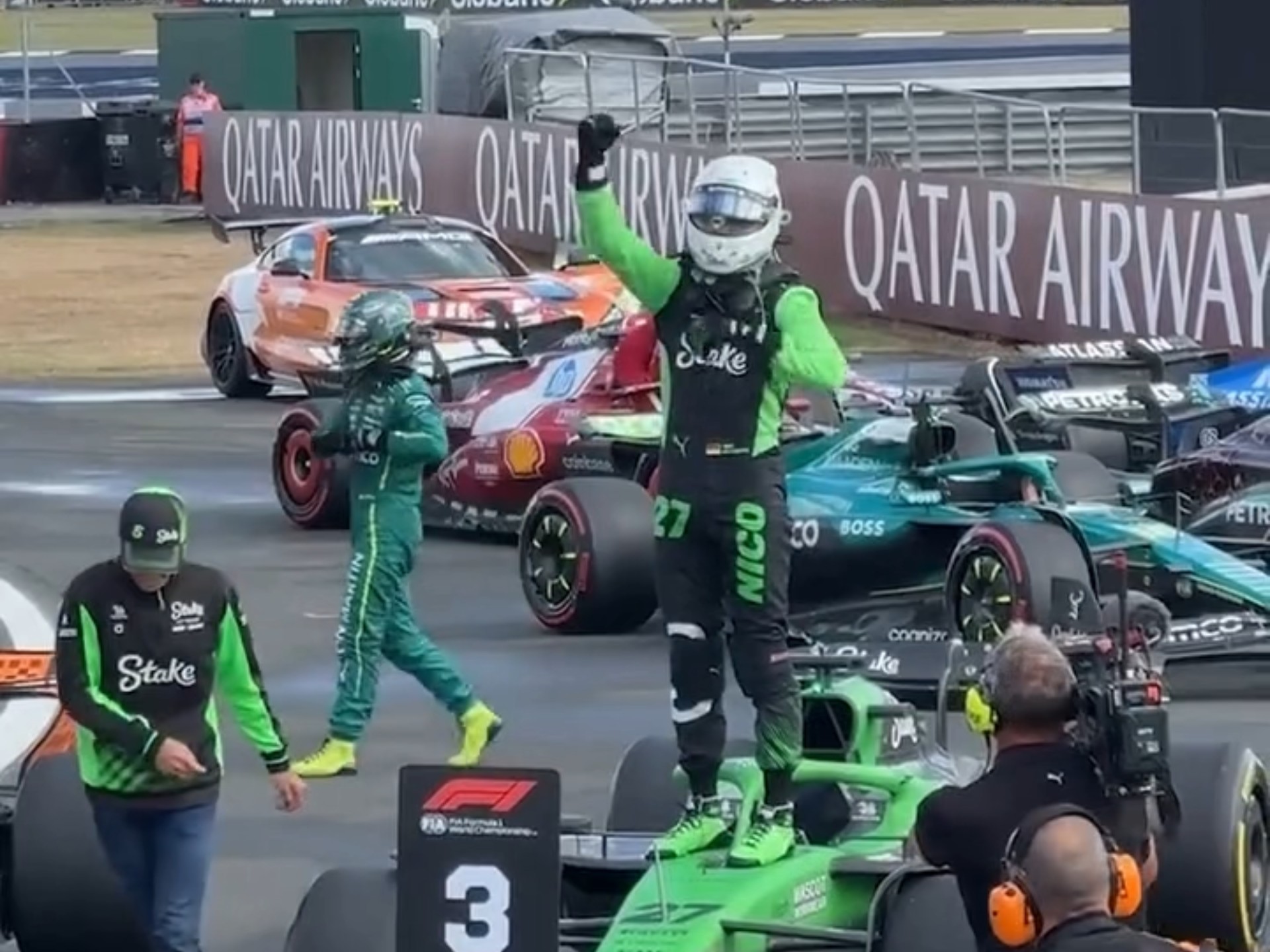 开云APP-关于法拉利碾压索伯车队，佩雷兹惊艳四座的信息